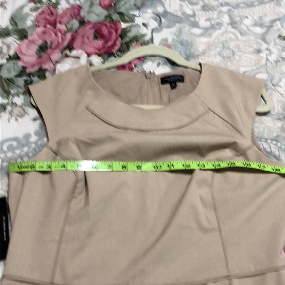 Make an entrance in the office! - Picture 6 of 6